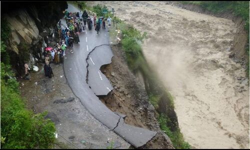The counsel for the petitioner Dr Kartikey Hari Gupta said that the primary cause for filing the PIL was the 2013 devastation that caused havoc in Uttarakhand. Pic for representational purpose only.